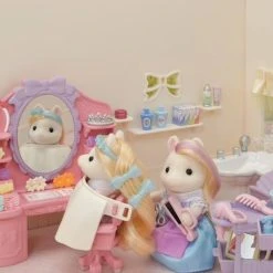 La Maman Poney Et Son Kit De Coiffure - SYLVANIAN FAMILIES Blanc - Sylvanian 11 La Maman Poney Et Son Kit De Coiffure - SYLVANIAN FAMILIES Blanc - Sylvanian -Kapla shop la maman poney et son kit de coiffure sylvanian families 4